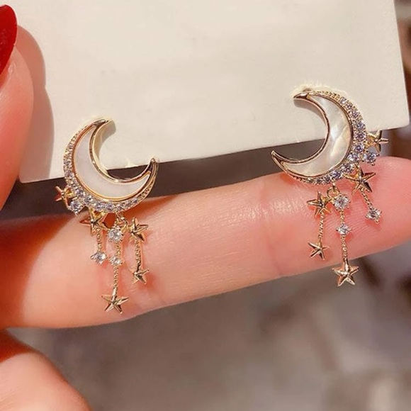 🌙 Sterling Silver Moon Earrings 🌙 - Picture 2 of 5